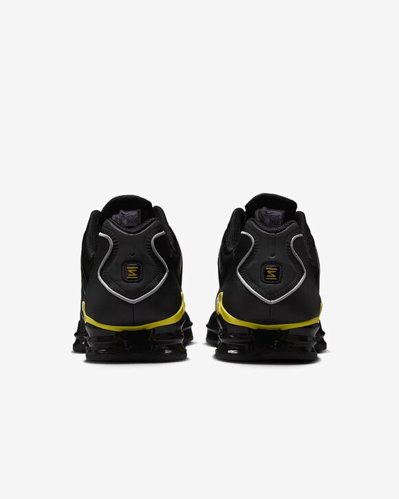 Athletic_Shoes